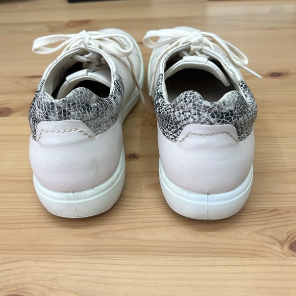 Ecco 1122 Women's Soft 7.0 - Limestone/Black EU Size 41 US 10-10.5 EUC - Picture 5 of 7